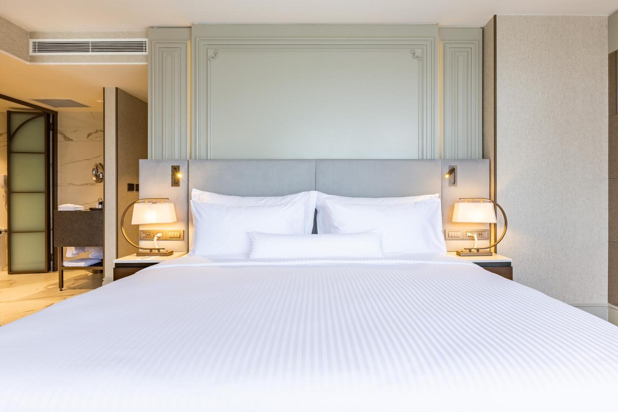 Stayso The House Hotel 이스탄불 객실 사진 A bedroom at the hotel
