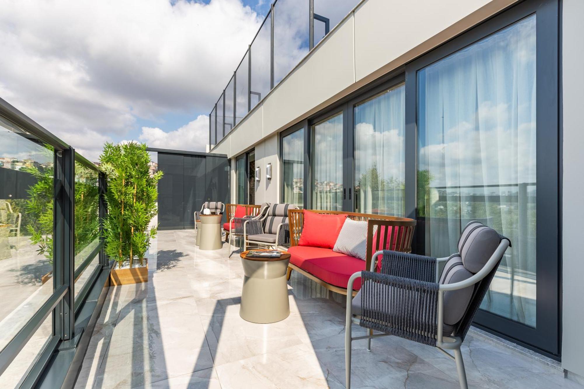 Stayso The House Hotel 이스탄불 객실 사진 The Terrace at The Ivy Collection