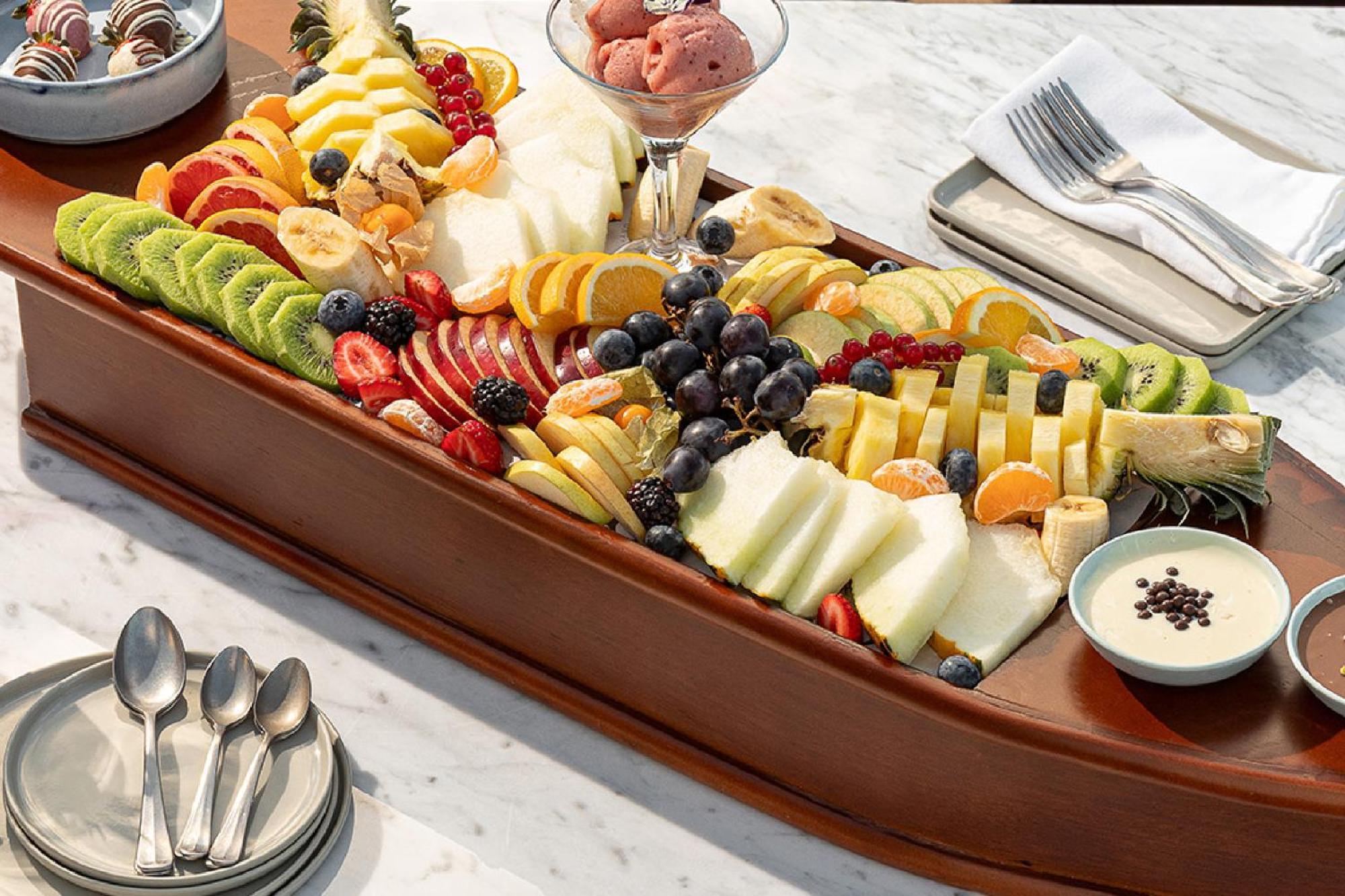 Stayso The House Hotel 이스탄불 외부 사진 Fruit salad